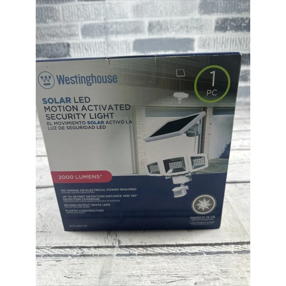 Westinghouse 2000 Lm Triple-Head Solar LED Motion Activated Security Light White